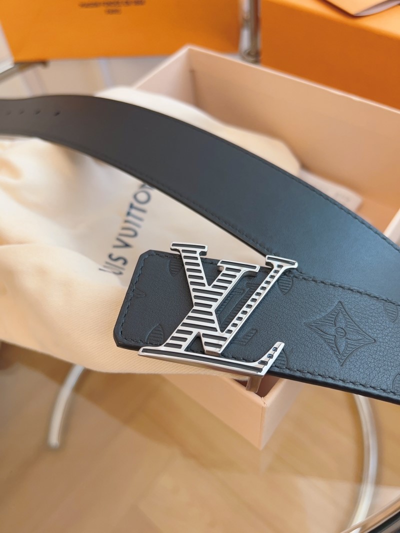 l0vis Vvtt0n belts